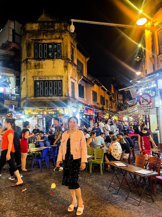 Sword Lake Hostel Hanoi Buitenkant foto