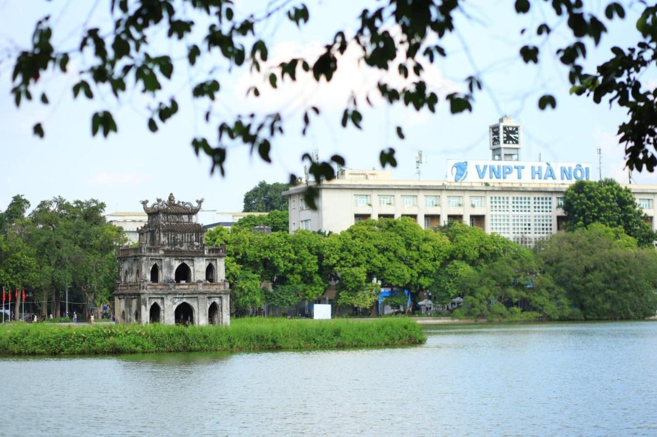 Sword Lake Hostel Hanoi Buitenkant foto